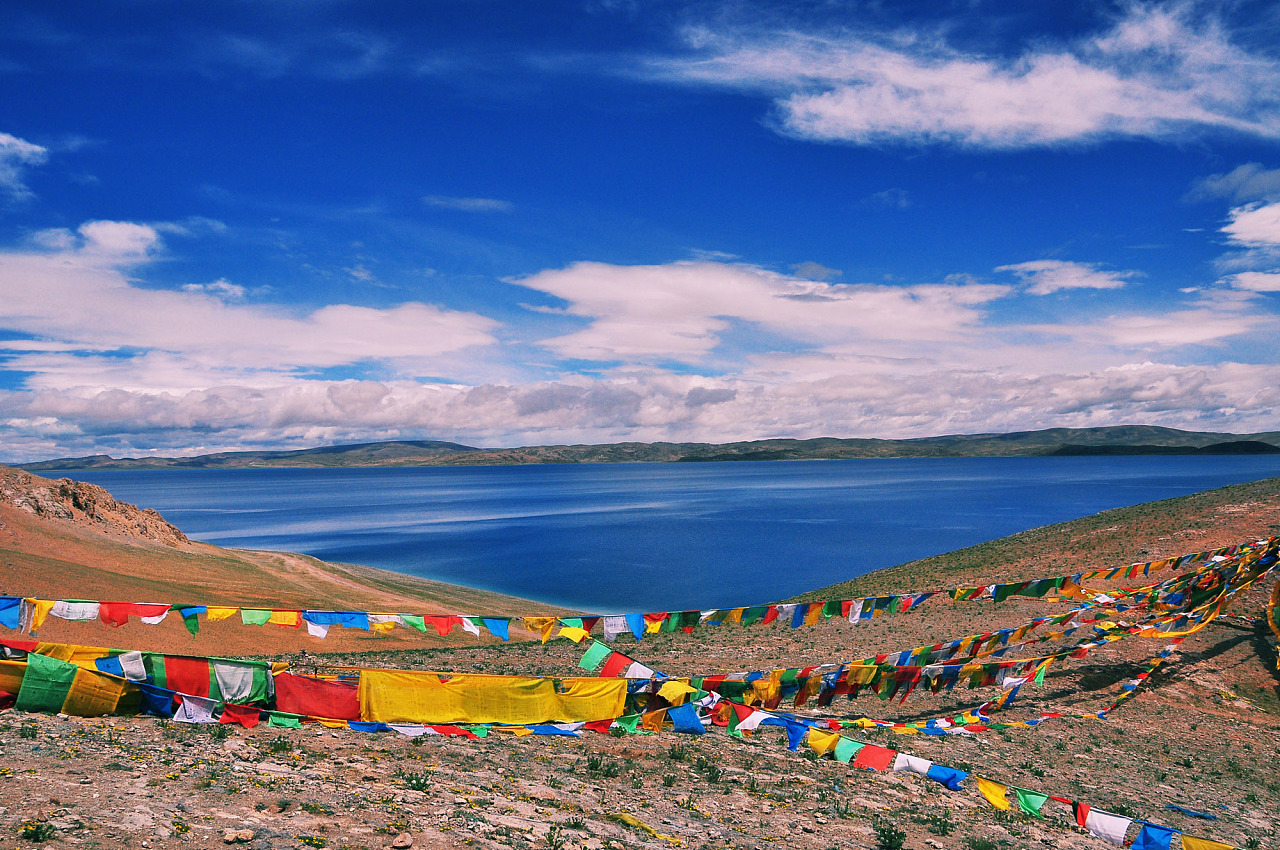 西藏探秘，神秘高原的壮美之旅